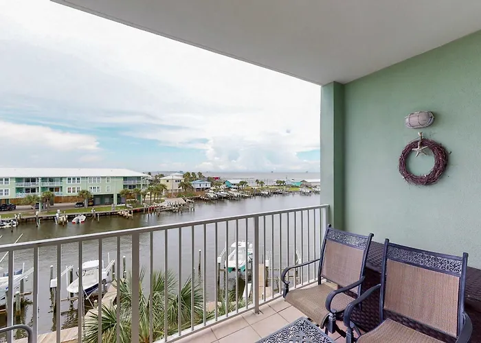 Waterfront With Bay Views Pool Hot Tub Boat Ramp & Private Balcony