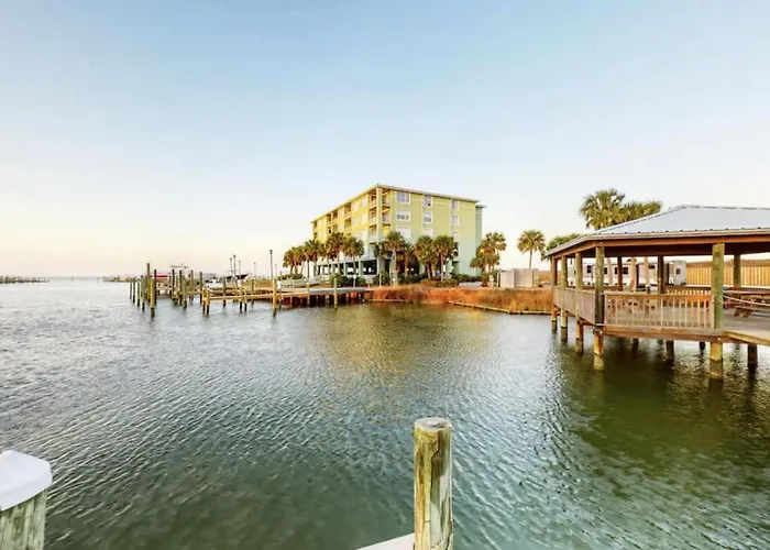 Waterfront With Bay Views Pool Hot Tub Boat Ramp & Private Balcony Holiday home Gulf Shores