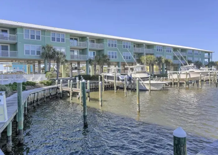 Holiday home Waterfront With Bay Views Pool Hot Tub Boat Ramp & Private Balcony